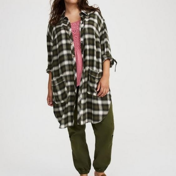 Torrid Olive and White Plaid Oversizes Women Shirt - Picture 9 of 9